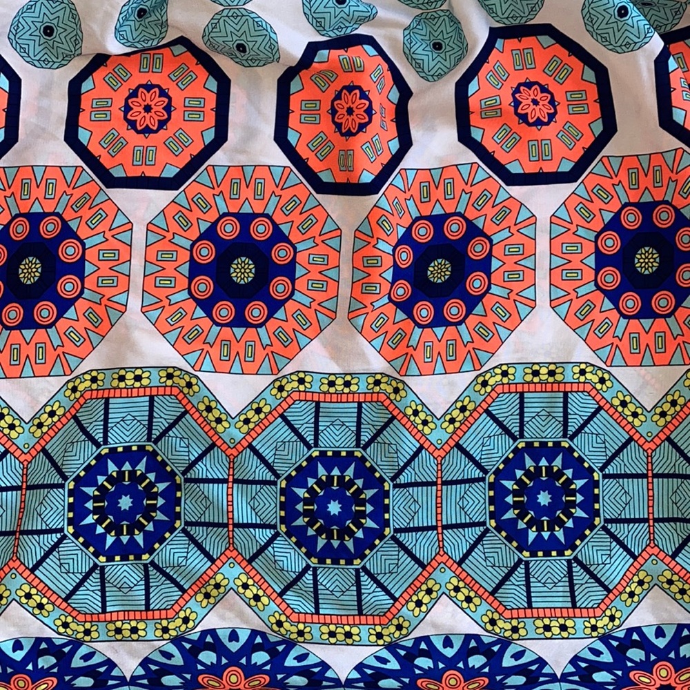 Tunic - Picture 4 of 7